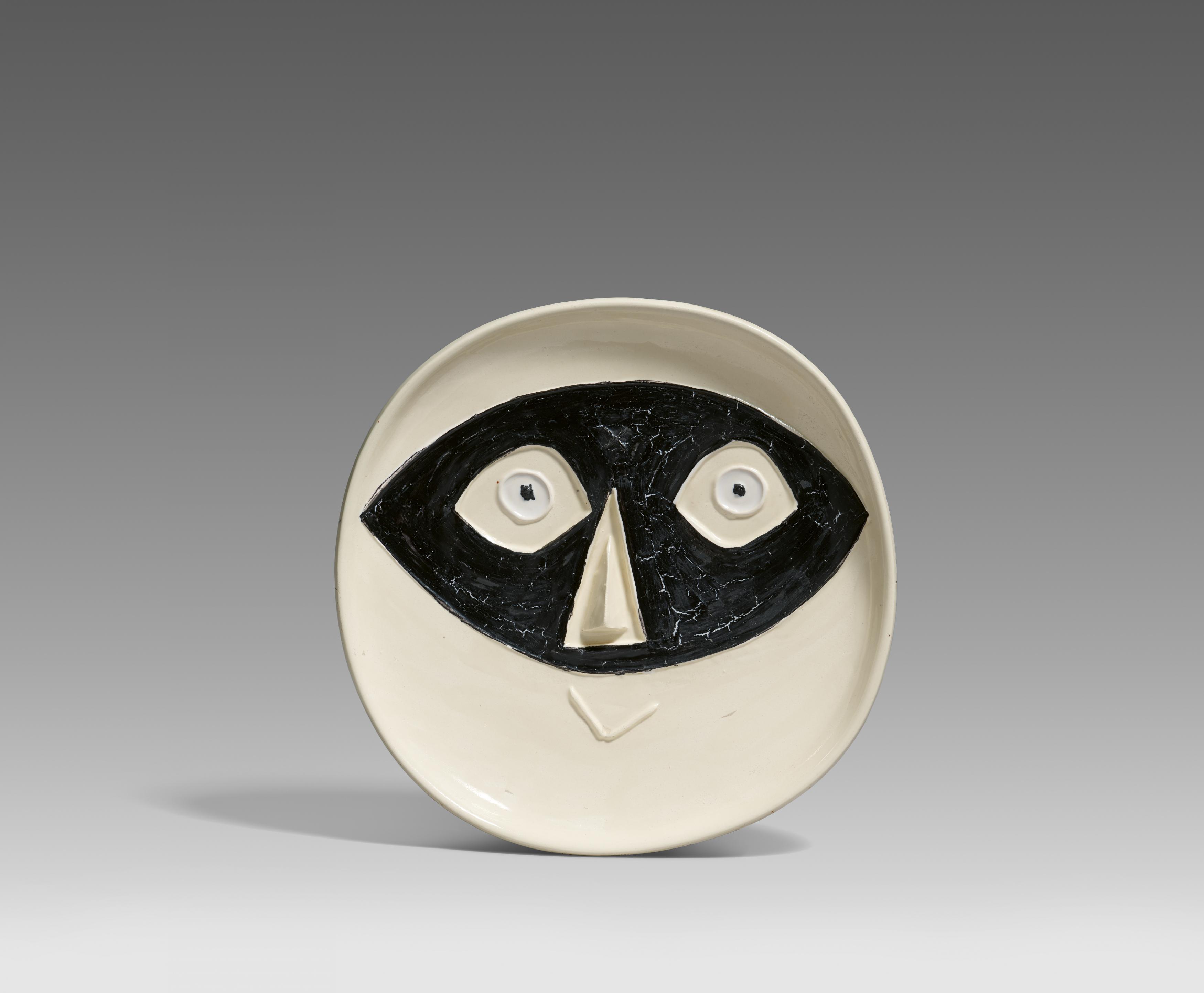 Pablo Picasso Ceramics - Head with Mask, 80037-2, Van Ham Kunstauktionen