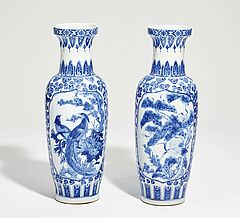 Paar grosse blauweisse Bodenvasen, 73034-12, Van Ham Kunstauktionen