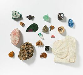 Gruppe von verschiedenen Mineralien und 3 Versteinerungen, 68008-470, Van Ham Kunstauktionen