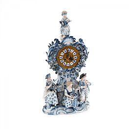 Meissen - Pendule mit Figurenzier in Blau-Weiss, 79678-12, Van Ham Kunstauktionen