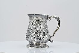 Thomas Moore II - Kleiner George II Mug mit Blumen und Rocaillen, 75325-3, Van Ham Kunstauktionen