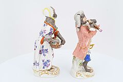 Meissen - 19 Figuren aus der Affenkapelle und 1 Pult, 70233-55, Van Ham Kunstauktionen