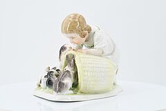 Meissen - Kind mit Kaninchen, 75074-32, Van Ham Kunstauktionen