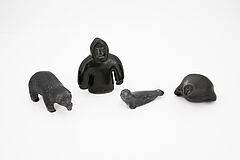 Gruppe von vier Inuit Steinfiguren, 73245-11, Van Ham Kunstauktionen