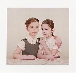 Loretta Lux - The irish girls, 68004-51, Van Ham Kunstauktionen