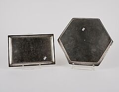 Zwei Tabletts mit Drachen und Pfauen, 76144-4, Van Ham Kunstauktionen
