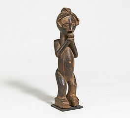 Stehende Figur, 68000-10, Van Ham Kunstauktionen