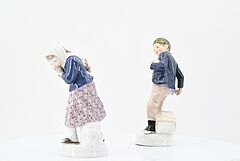 Meissen - Zwei Kinderfiguren Schneeballschlacht, 75074-42, Van Ham Kunstauktionen