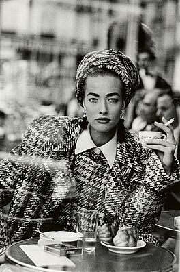 Peter Lindbergh - Tatjana Patitz French Vogue Cafe de Flore Paris 1985, 79880-4, Van Ham Kunstauktionen