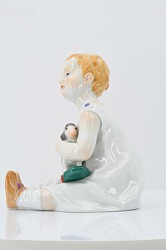 Meissen - Knabe mit Spielzeuglamm, 75074-48, Van Ham Kunstauktionen