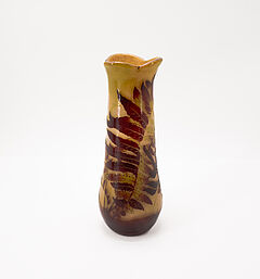Vase mit Farndekor, 75502-29, Van Ham Kunstauktionen