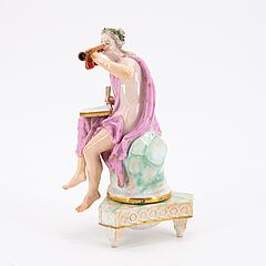 Meissen - Figur der Muse Clio mit Trompete und Buch, 79883-3, Van Ham Kunstauktionen