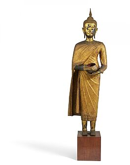 Grosser stehender Buddha mit Almosenschale, 79955-34, Van Ham Kunstauktionen