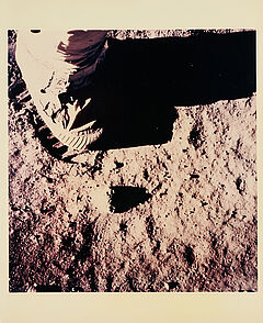 NASA - Apollo XI Buzz Aldrins Footprint in Lunar Soil 2 July 20 1969, 80311-25, Van Ham Kunstauktionen