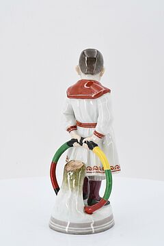 Meissen - Junge mit Reifen, 75074-29, Van Ham Kunstauktionen