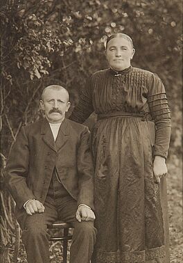 August Sander - Bauernpaar, 68004-200, Van Ham Kunstauktionen