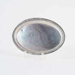 Kleiner Salver und zwei kleine ovale Tabletts, 79883-77, Van Ham Kunstauktionen