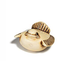 Netsuke Fukurasuzume, 66362-15, Van Ham Kunstauktionen