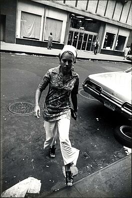 Garry Winogrand - Auktion 323 Los 1138, 50918-18, Van Ham Kunstauktionen